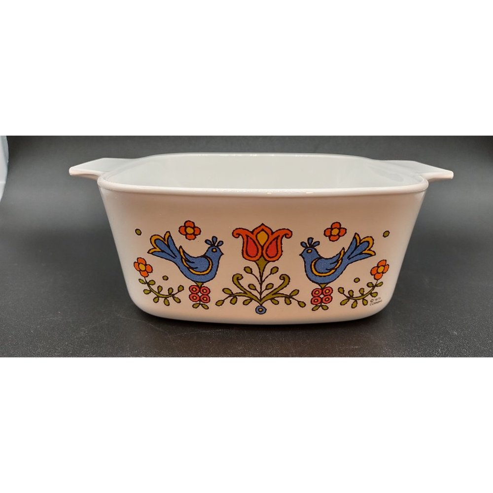 Corning Ware Country Festival Pattern Range and Microwave 1.5 Q